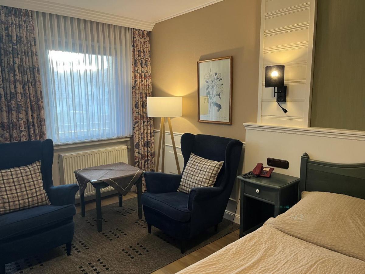 Pension Zum Golfstuebchen Echternacherbruck Екстер'єр фото